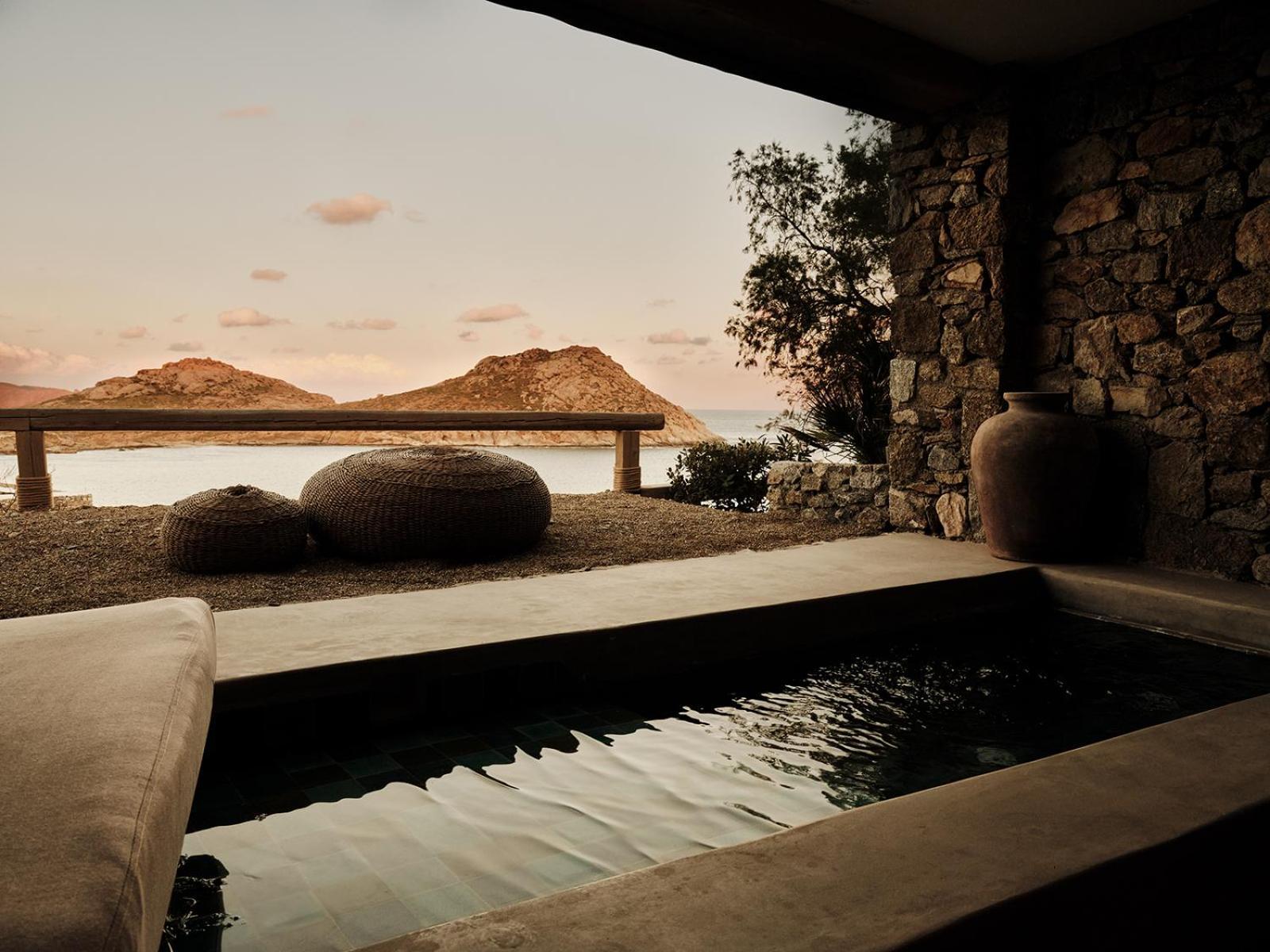 The Wild By Interni Hotel Kalafatis Bagian luar foto