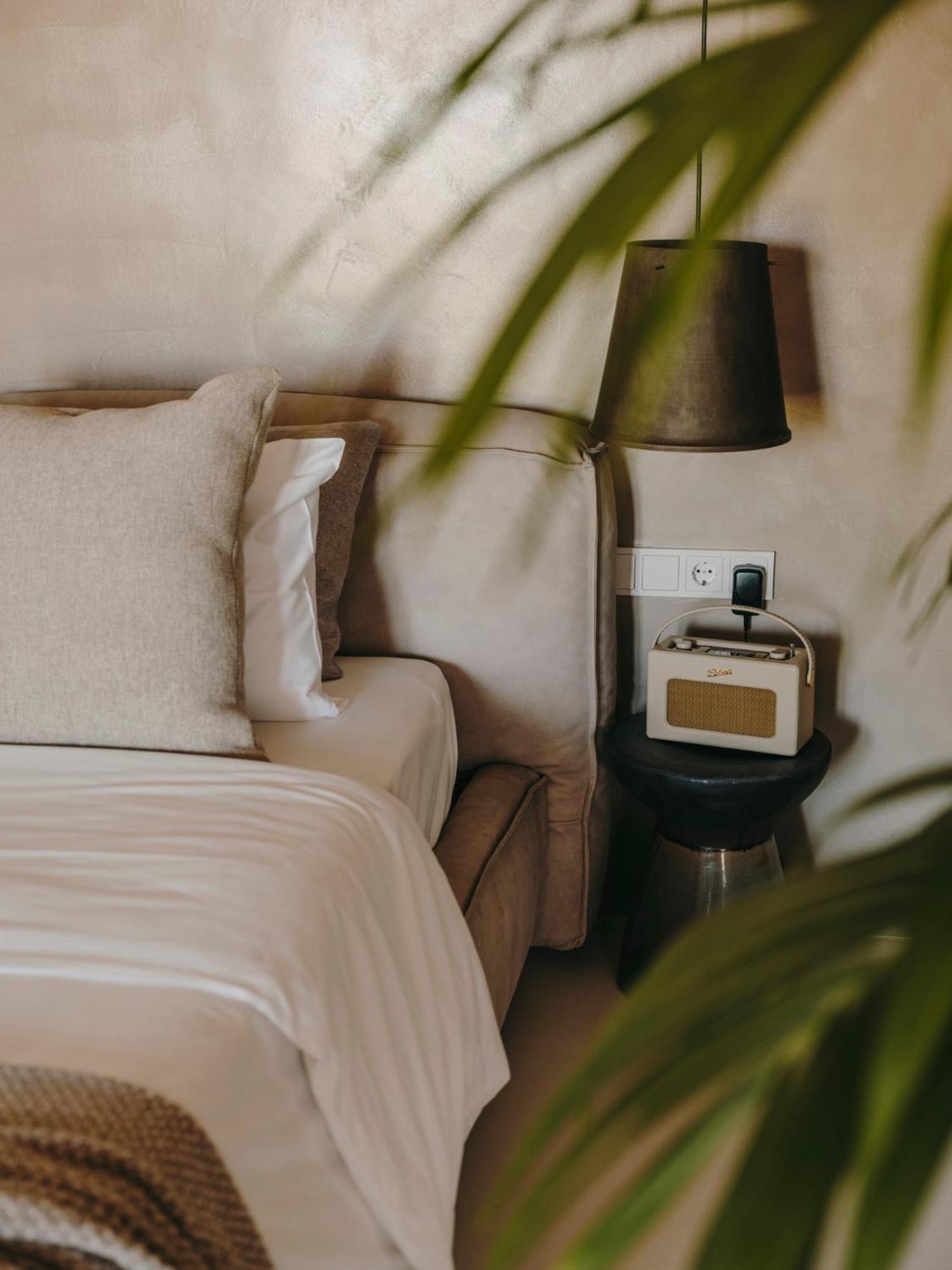 The Wild By Interni Hotel Kalafatis Bagian luar foto